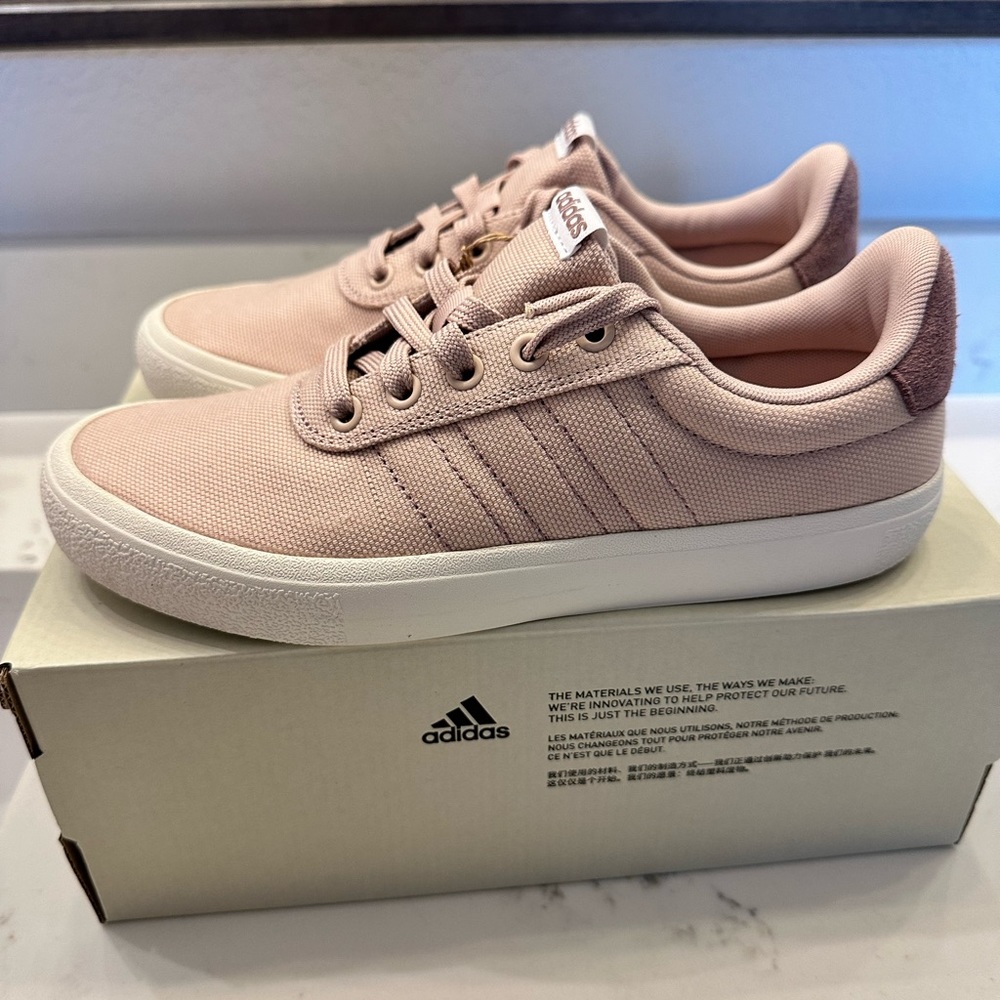 VULC RAID3R LIFESTYLE SKATEBOARDING 3-STRIPES BRANDING SHOES